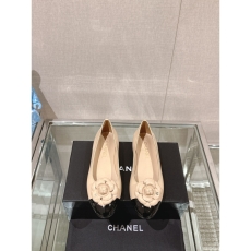 Chanel Flat Shoes